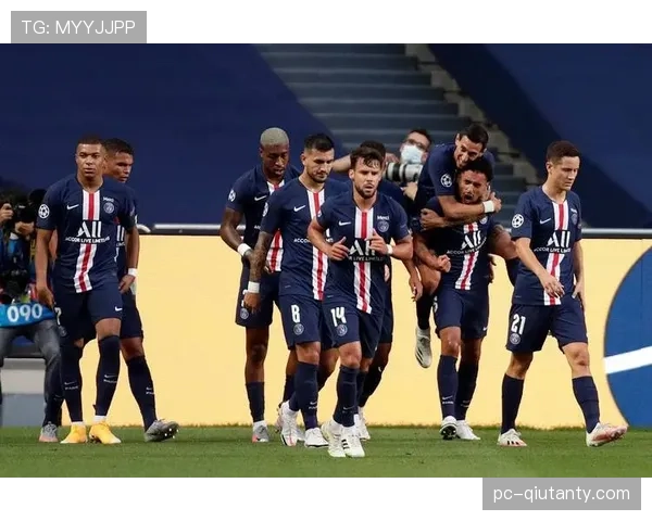 巴黎圣日耳曼VS里昂前瞻：榜首之争引爆欧战悬念，两大豪门巅峰对决